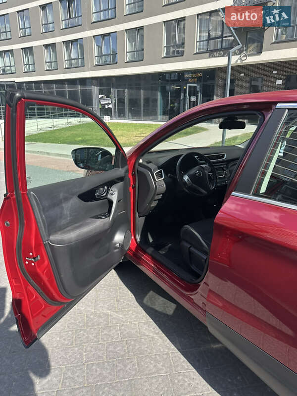 Nissan-20