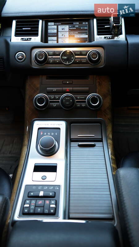 Land Rover-10