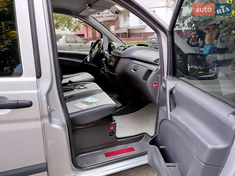 Mercedes-Benz Vito 2011