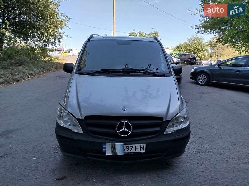 Mercedes-Benz Vito 2011