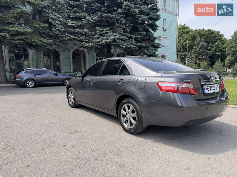 Toyota Camry 2010