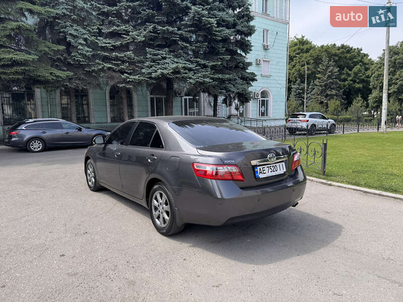 Toyota Camry 2010