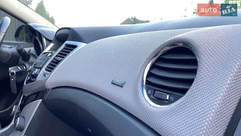 Chevrolet Cruze 2011