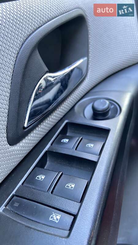 Chevrolet Cruze 2011