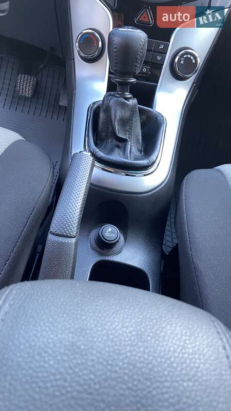 Chevrolet Cruze 2011