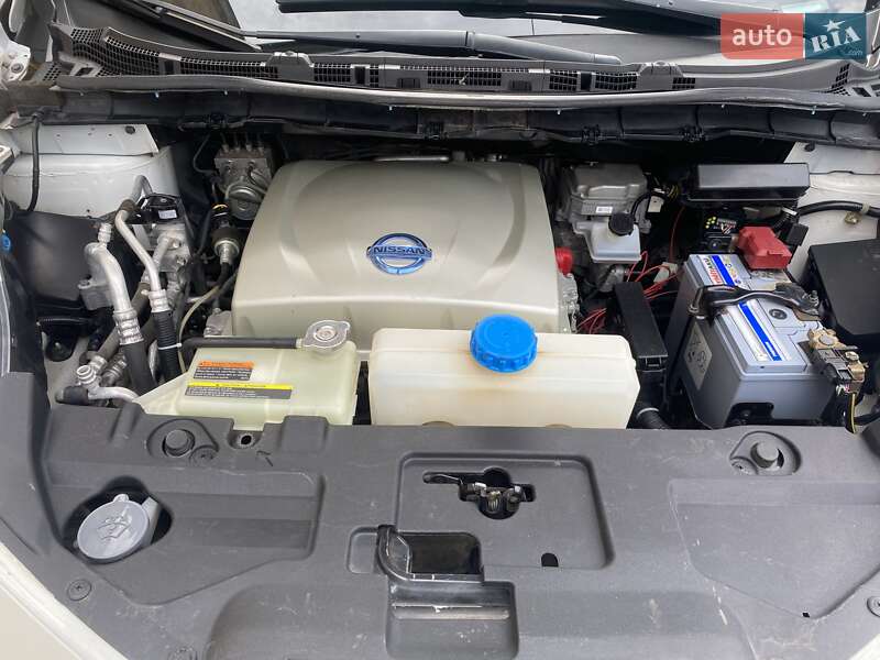 Nissan-13
