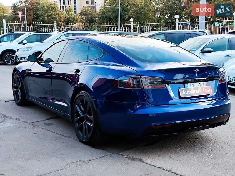 Tesla-15