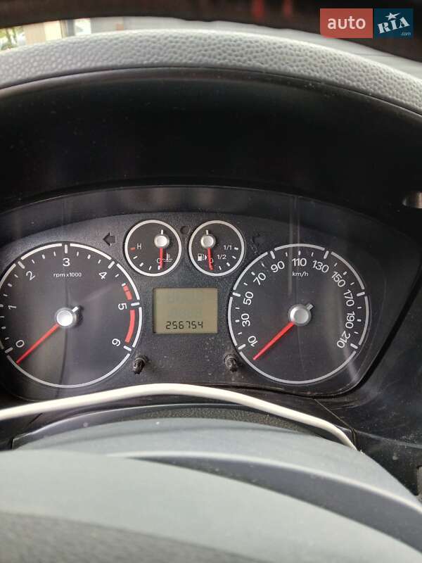 Ford Tourneo Connect 2012