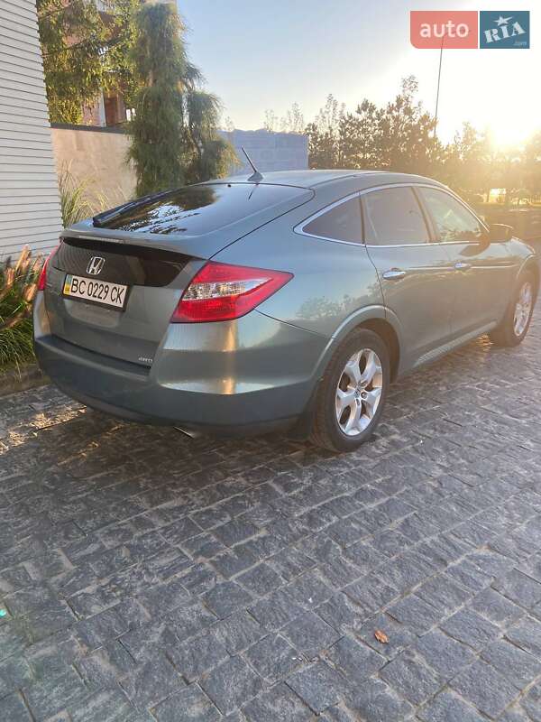 Honda Crosstour 2010