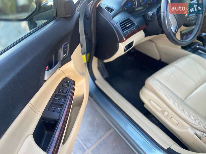 Honda Crosstour 2010