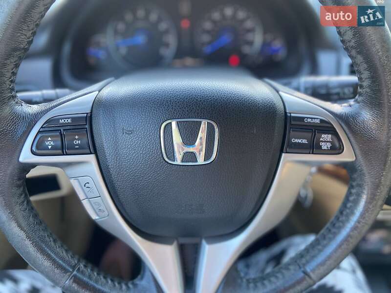 Honda Crosstour 2010