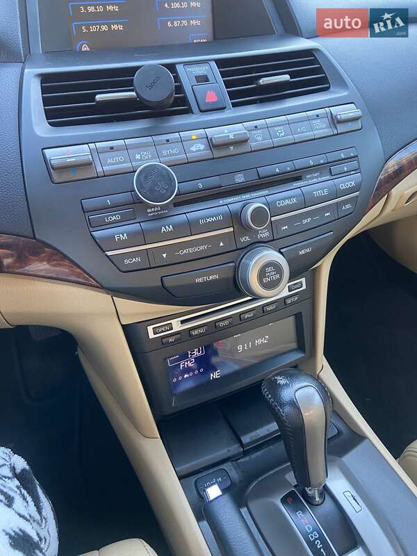 Honda Crosstour 2010