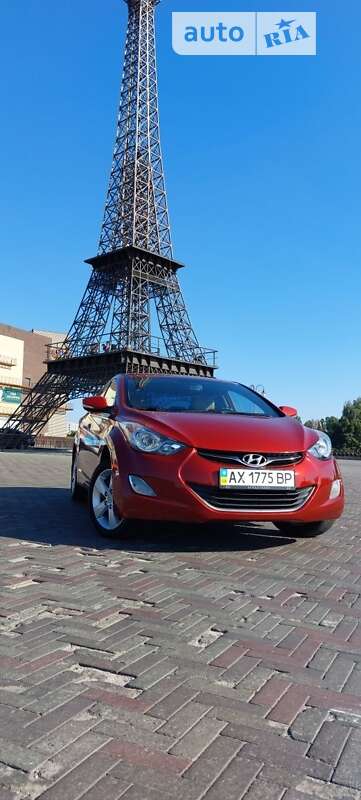 Hyundai Elantra 2011