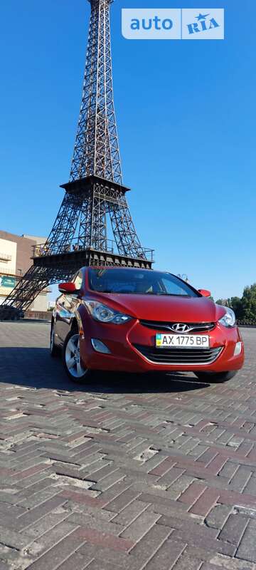 Hyundai Elantra 2011