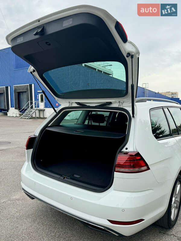 Volkswagen Golf 2019