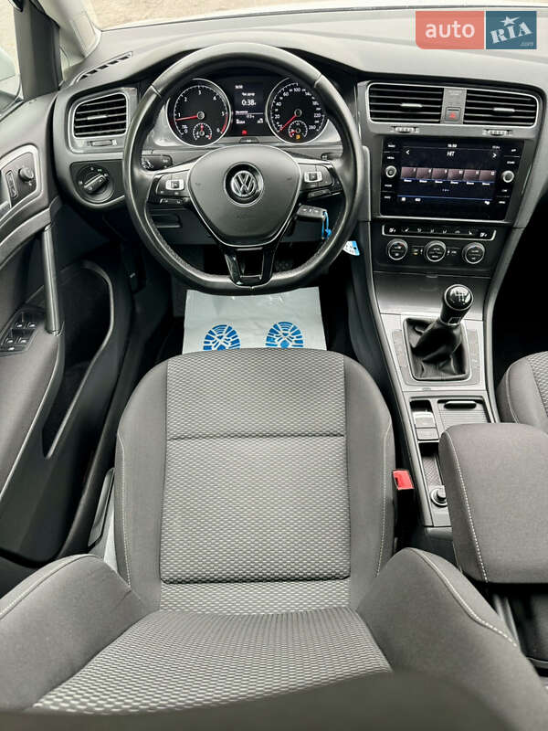 Volkswagen Golf 2019