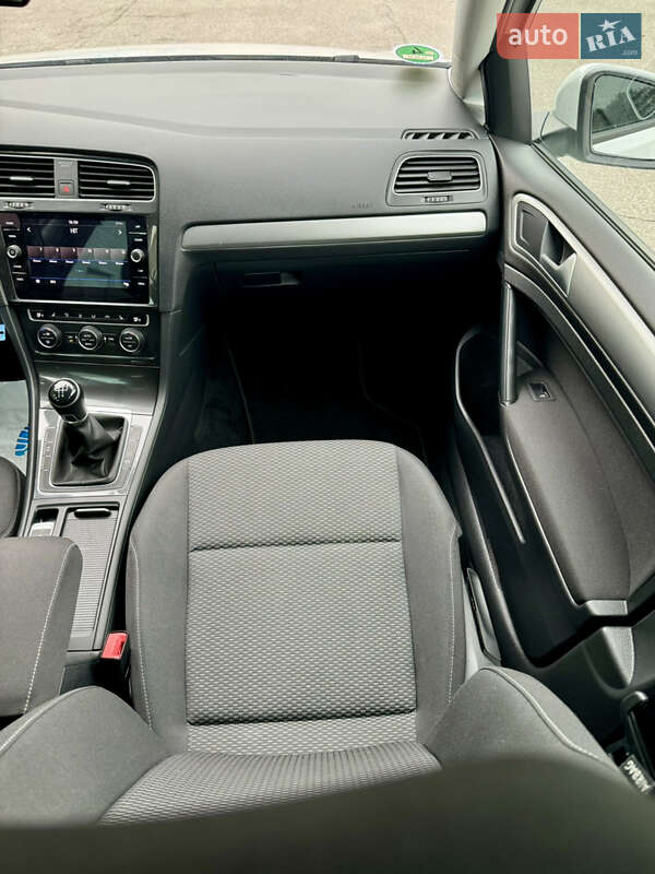 Volkswagen Golf 2019