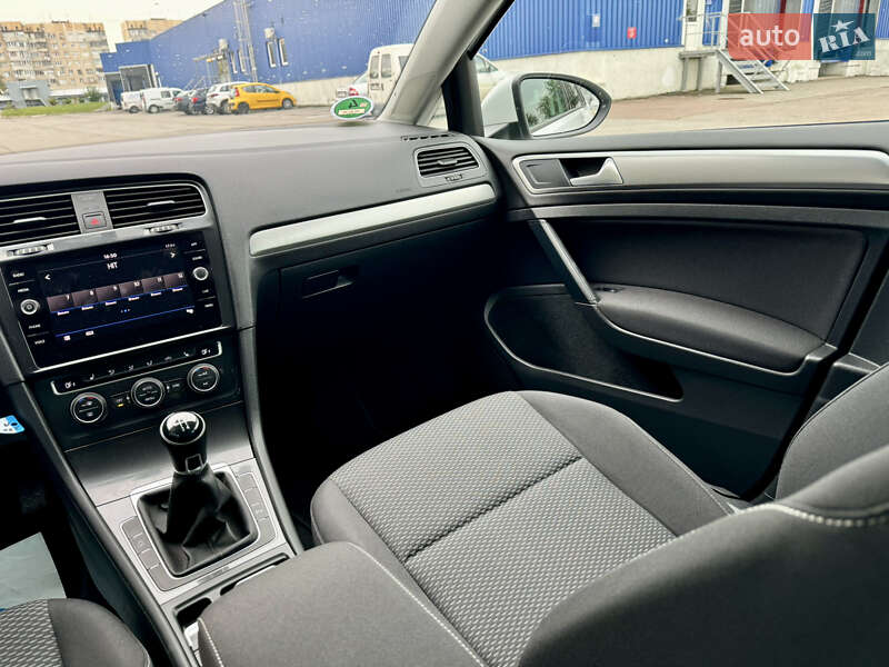 Volkswagen Golf 2019