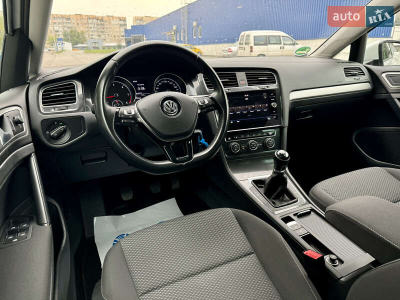 Volkswagen Golf 2019