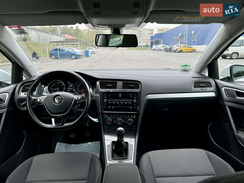 Volkswagen Golf 2019