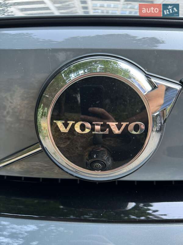 Volvo-18