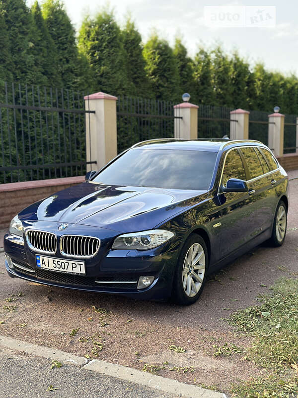 BMW 5 Series 2011