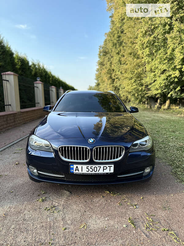 BMW 5 Series 2011