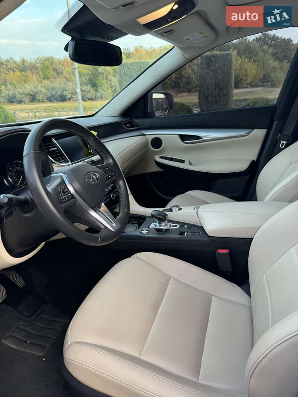 Infiniti-20
