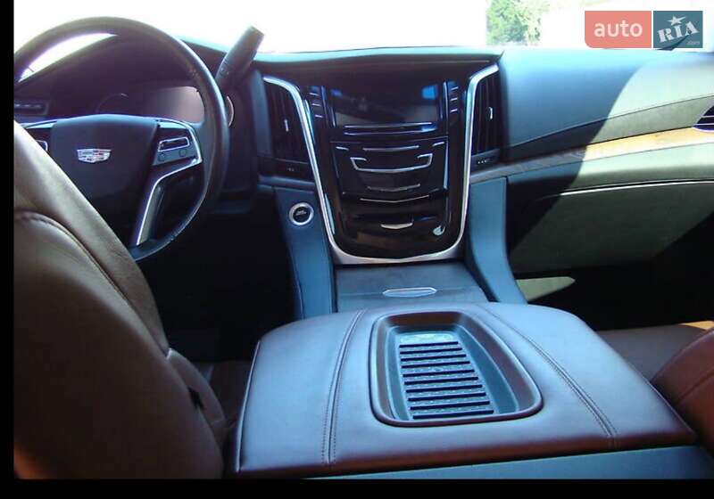 Cadillac Escalade 2019