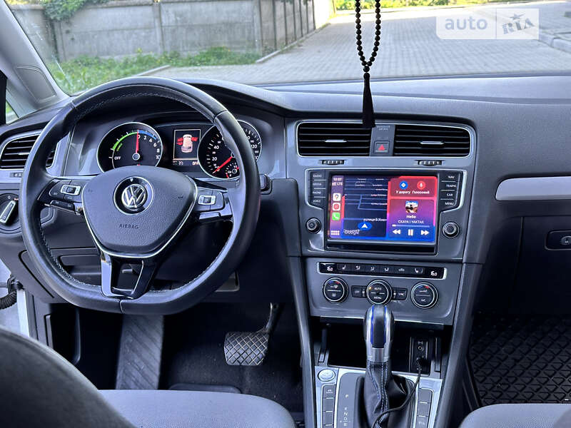 Volkswagen-12