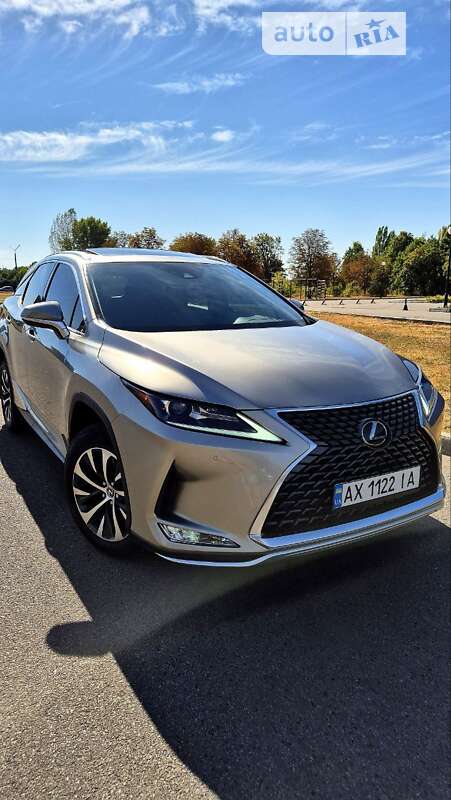Lexus-3