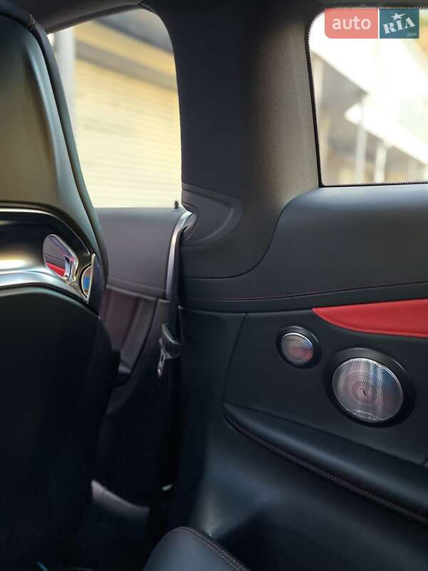 Mercedes-Benz C-Class 2016