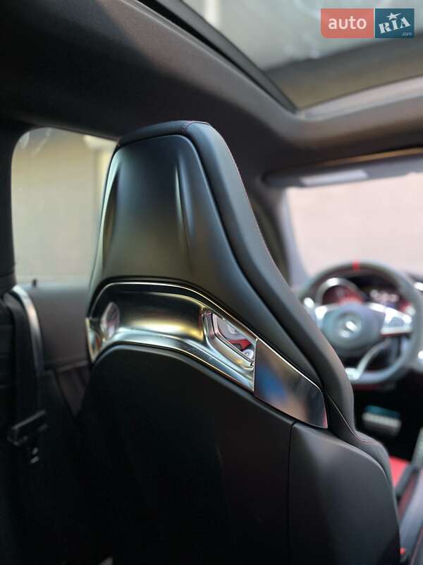 Mercedes-Benz C-Class 2016