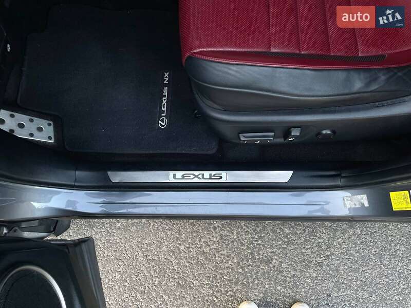 Lexus-4