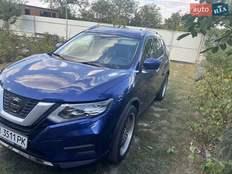 Nissan-9