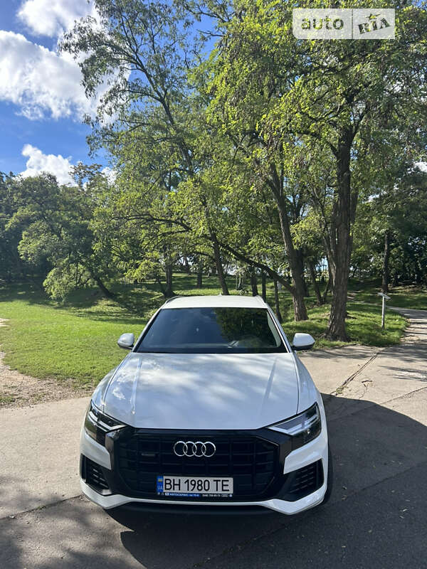 Audi Q8 2019