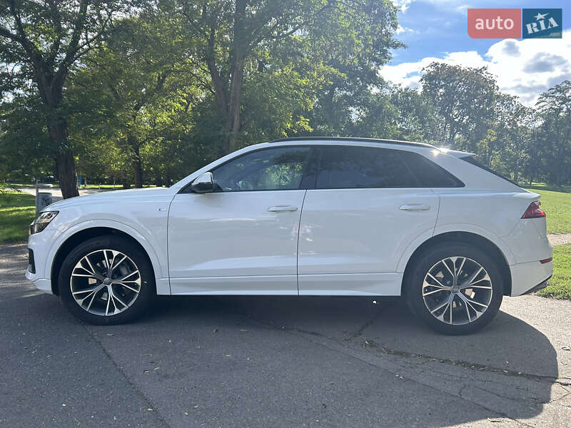 Audi Q8 2019