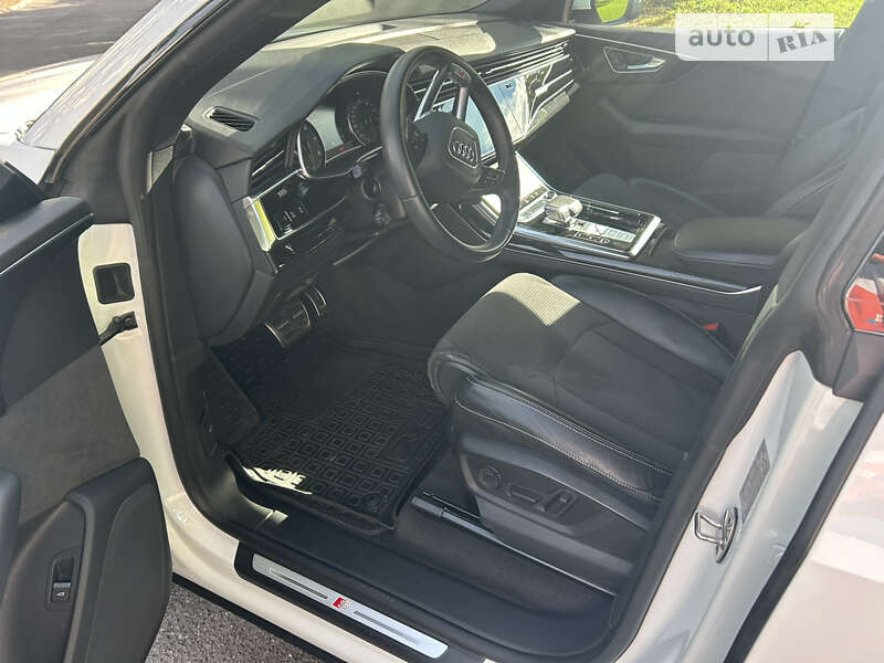 Audi Q8 2019