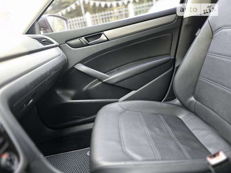 Volkswagen Passat 2013