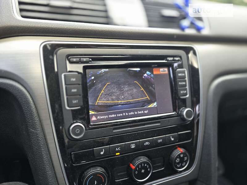 Volkswagen Passat 2013