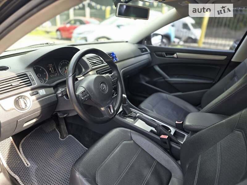 Volkswagen Passat 2013