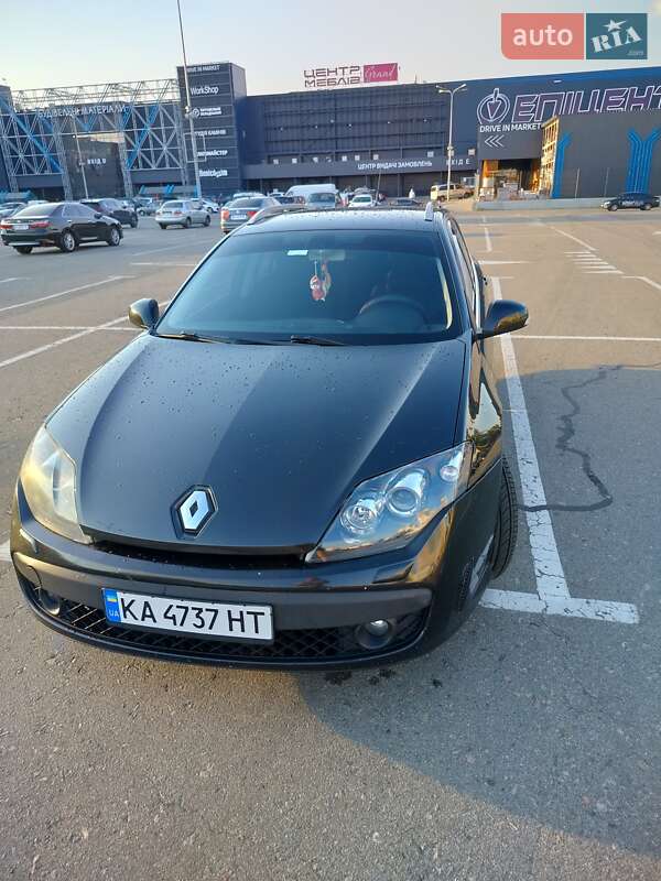 Renault-19