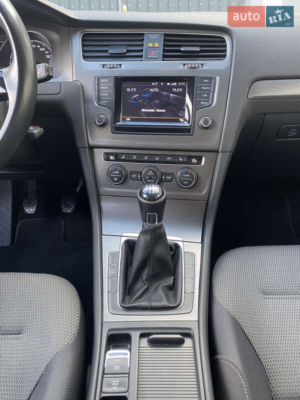 Volkswagen Golf 2013