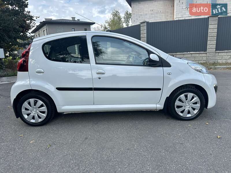 Peugeot 107 2014