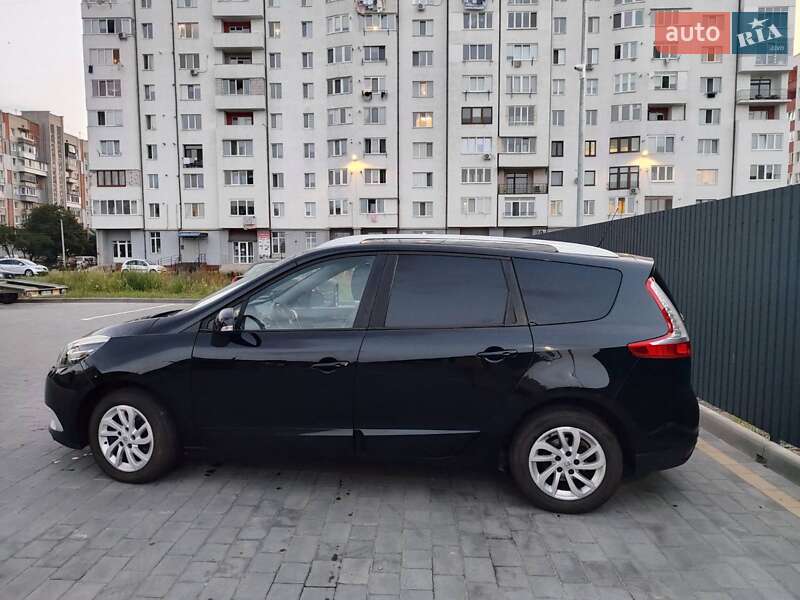 Renault Grand Scenic 2013