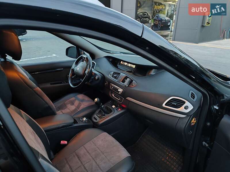 Renault Grand Scenic 2013