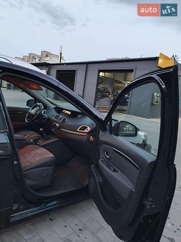 Renault Grand Scenic 2013