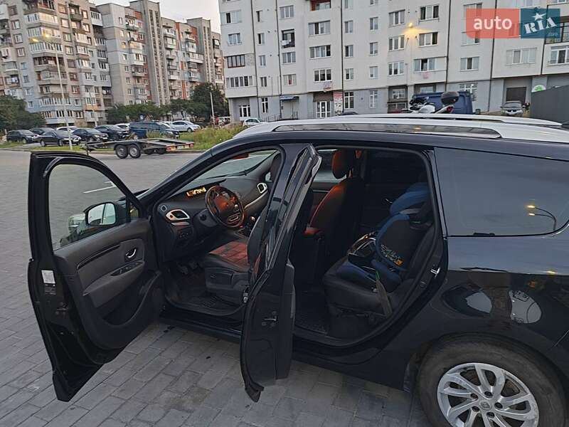 Renault Grand Scenic 2013