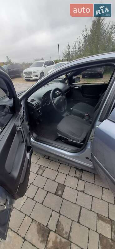 Opel Astra 2007
