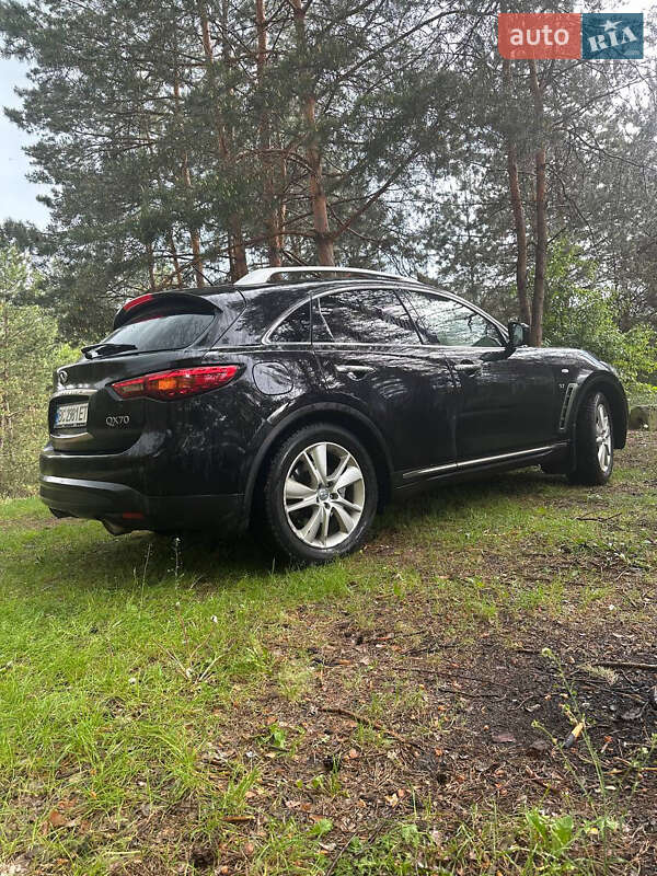 Infiniti-6